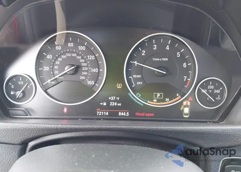 2016 BMW 320I xDrive z USA, uszkodzony, nr VIN WBA8A3C51GK689177